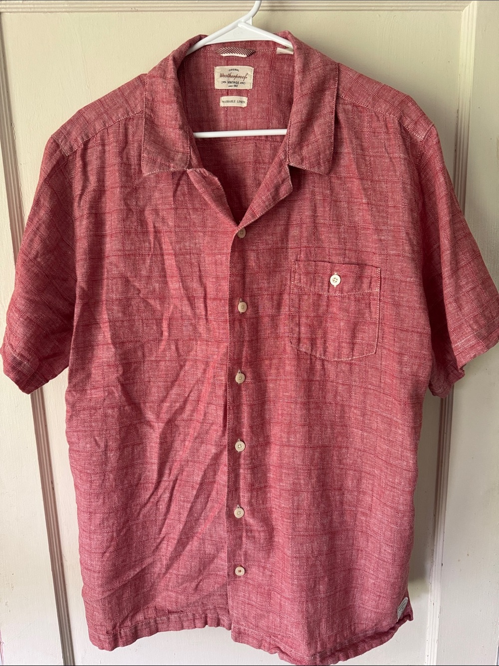 Weatherproof Men's Short-Sleeve Button-Down Shirt in Heathered Red